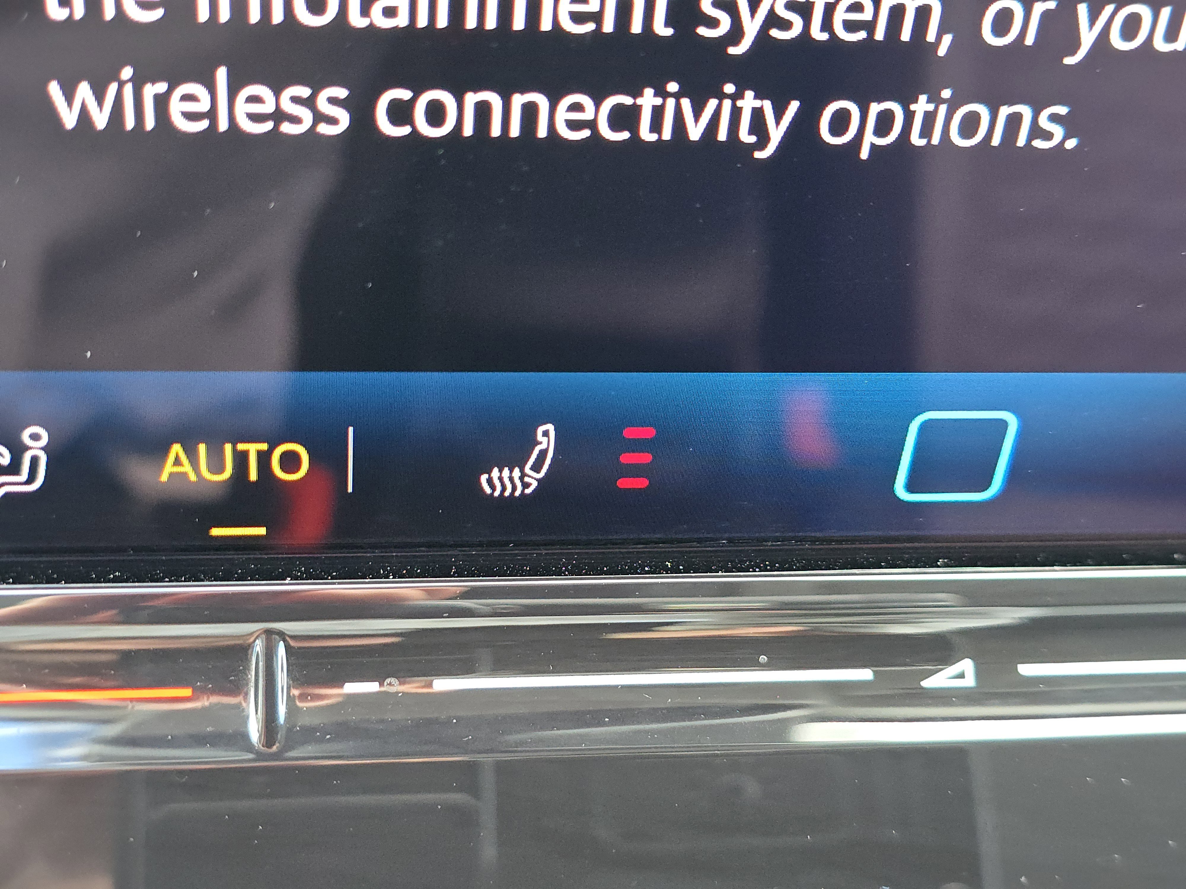 New 2025 Volkswagen Tiguan S AWD/4WD image 10