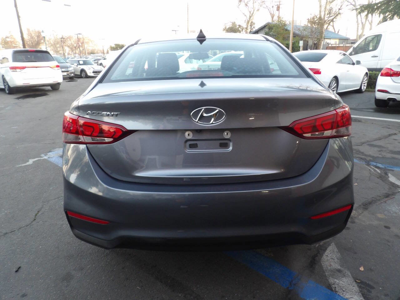 Used 2019 Hyundai Accent Limited image 12