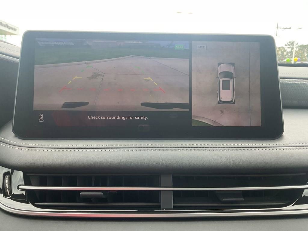 Used 2025 INFINITI QX60 Luxe w/ Black Edition image 29