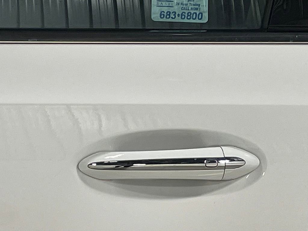 Used 2025 Buick Envision Preferred image 16