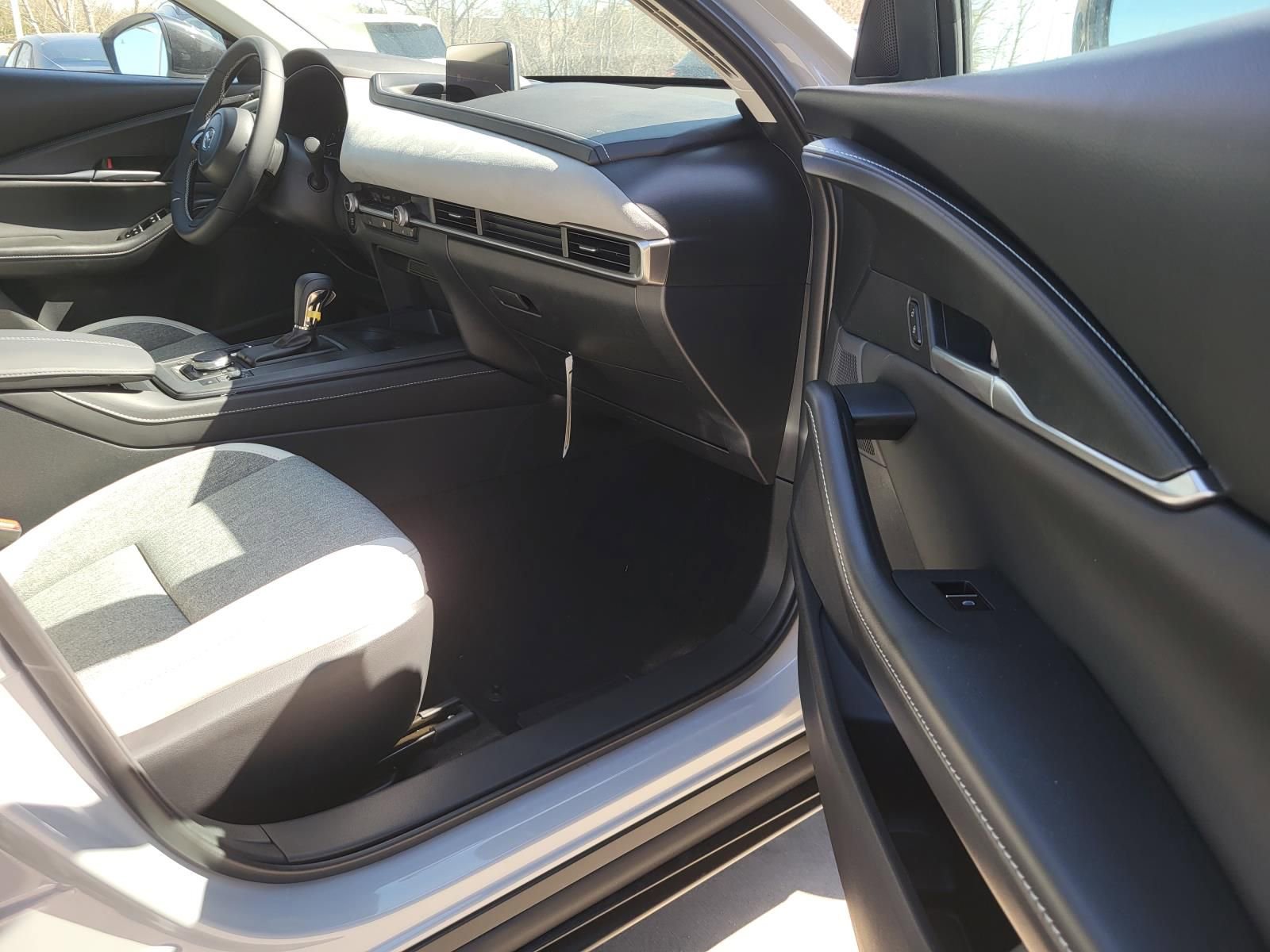 New 2026 MAZDA CX-30 Aire Edition image 7