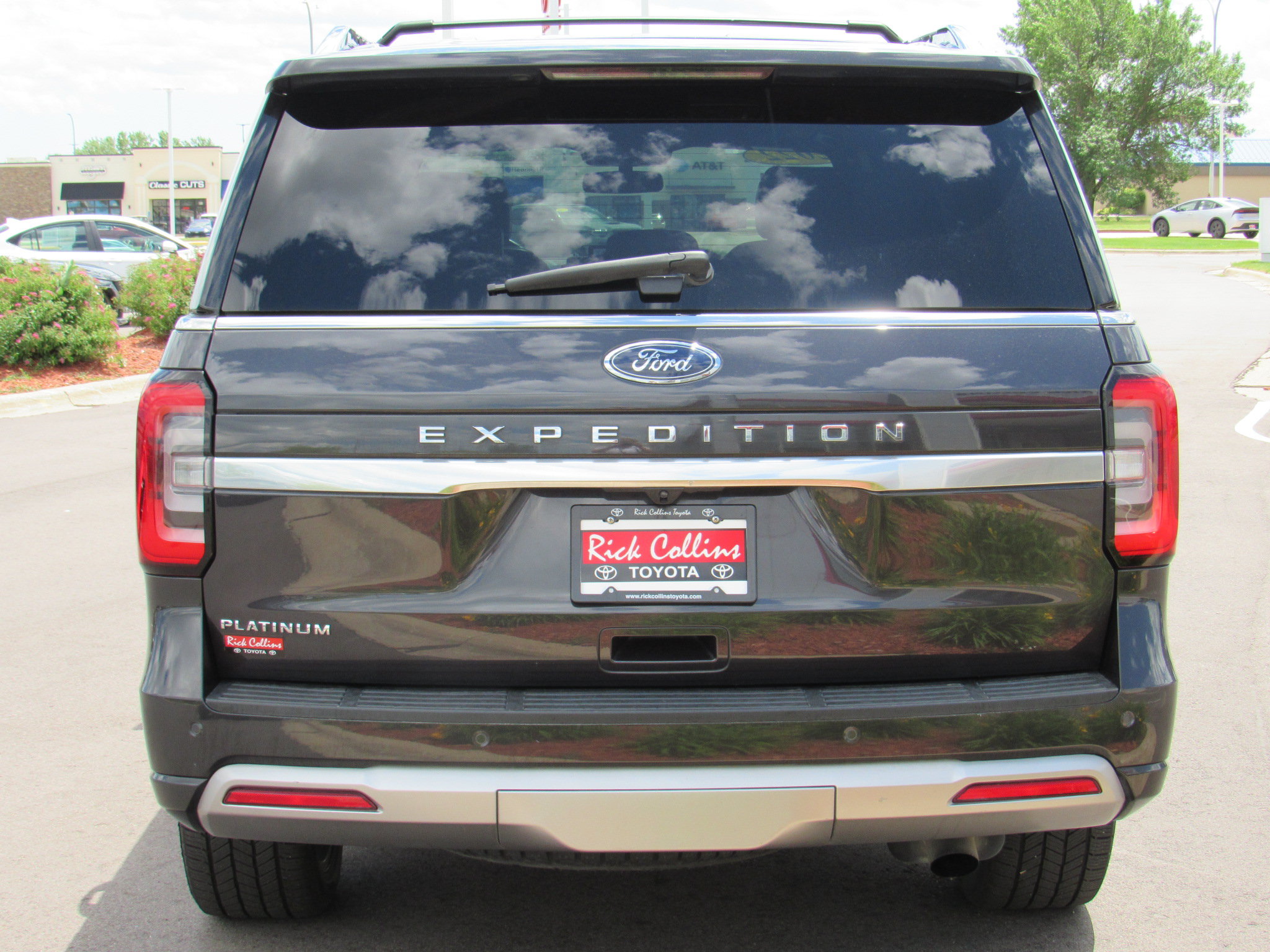 Used 2022 Ford Expedition Platinum AWD/4WD image 7