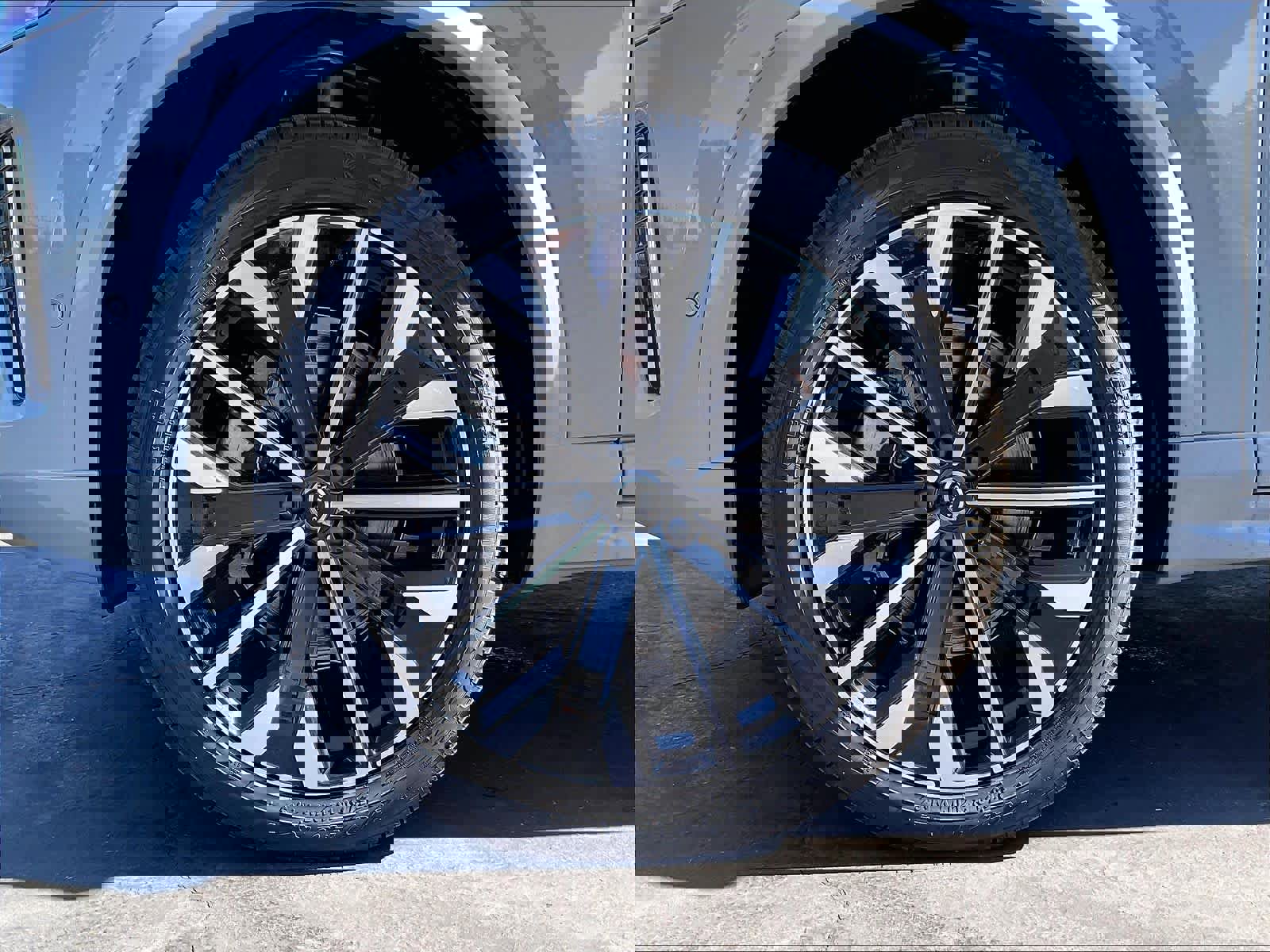 New 2026 Volvo XC90 B6 Ultra w/ Protection Package AWD/4WD image 14