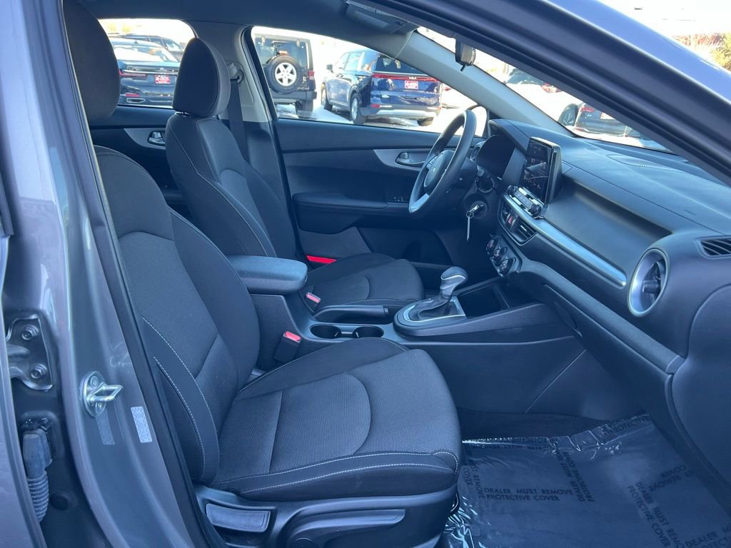 Used 2024 Kia Forte LXS w/ LXS Technology Package image 22