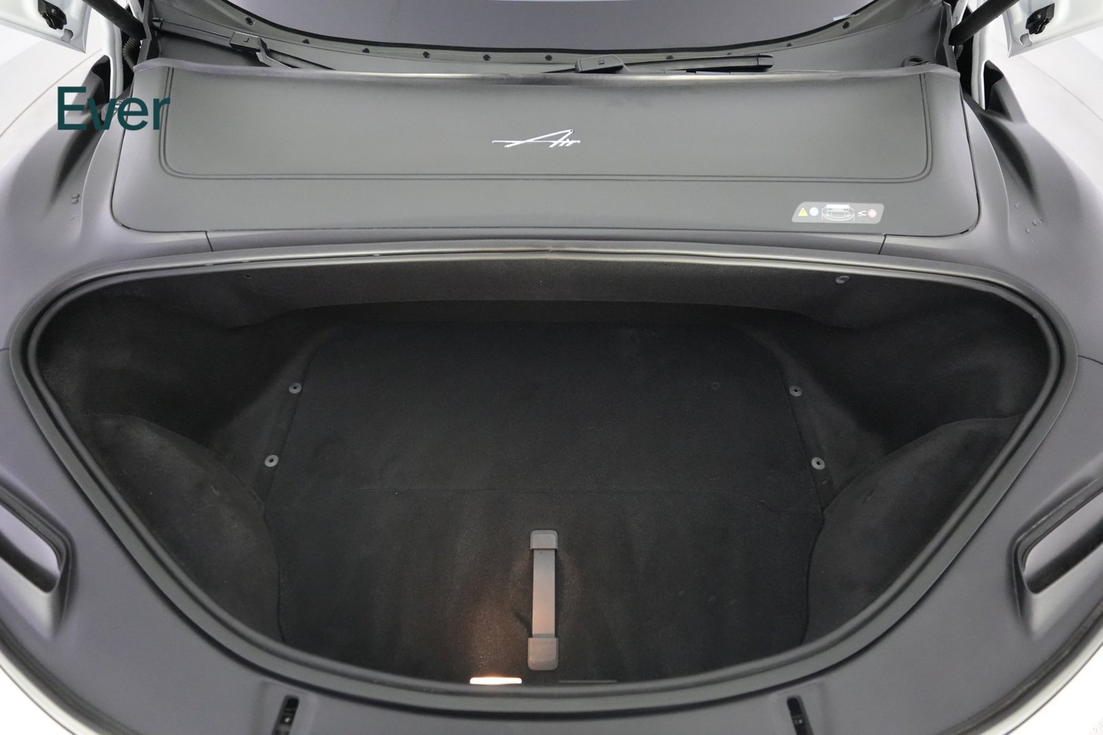 Used 2024 Lucid Air Touring AWD/4WD image 28
