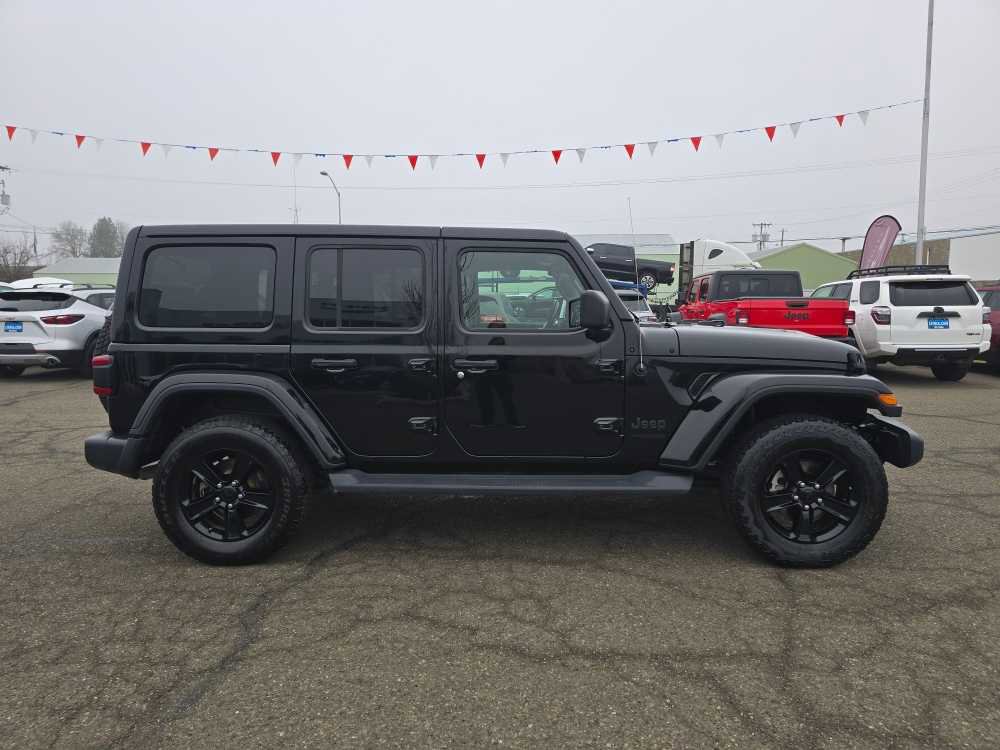 Used 2021 Jeep Wrangler Unlimited Sahara image 6