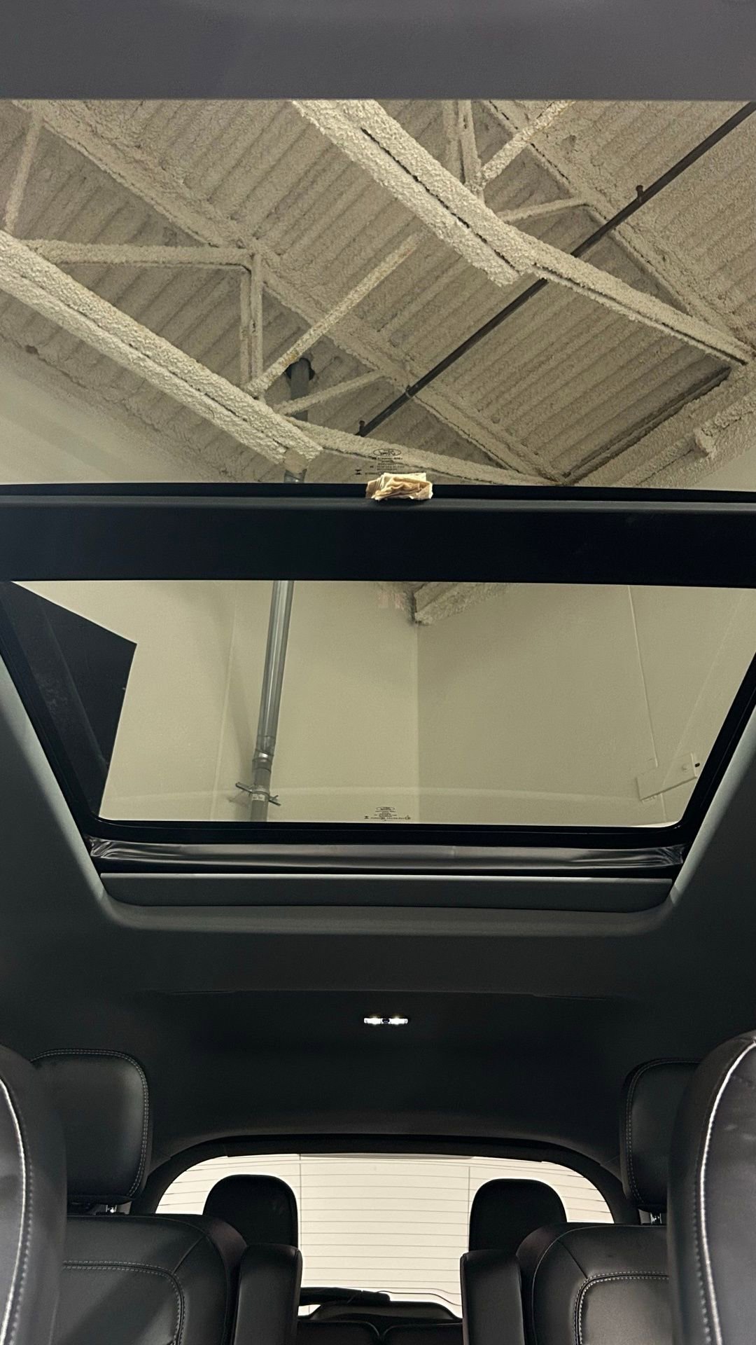 Used 2023 Ford Explorer XLT w/ Equipment Group 202A AWD/4WD image 97