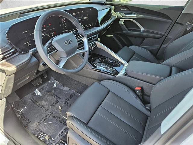 New 2025 Audi Q5 Premium Plus image 3