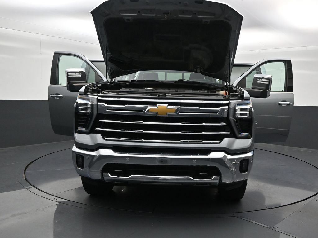 Used 2024 Chevrolet Silverado 2500 LTZ w/ LTZ Convenience Package AWD/4WD image 37