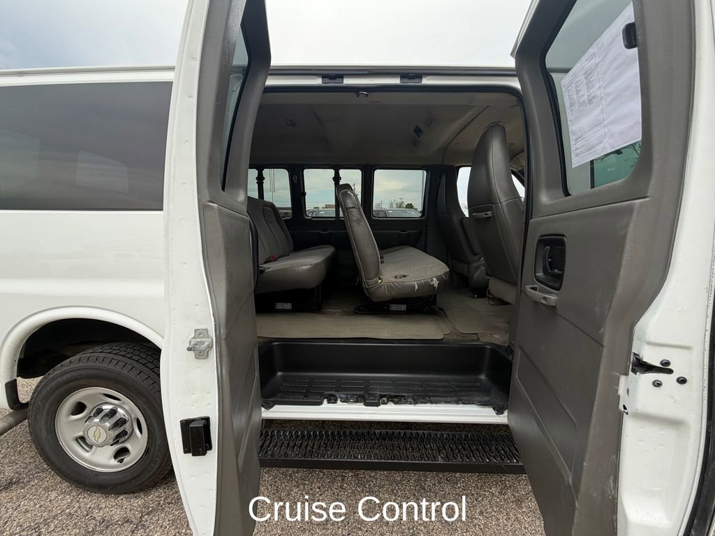 Used 2016 Chevrolet Express 2500 LT w/ LT Preferred Equipment Group RWD image 10