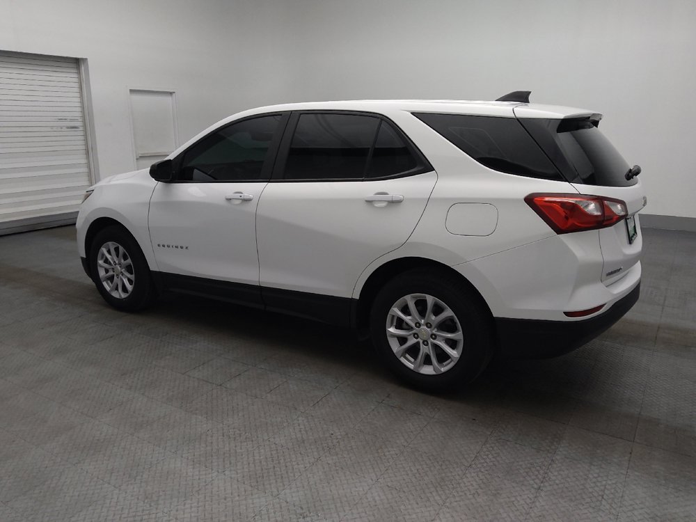 Used 2021 Chevrolet Equinox LS FWD image 3