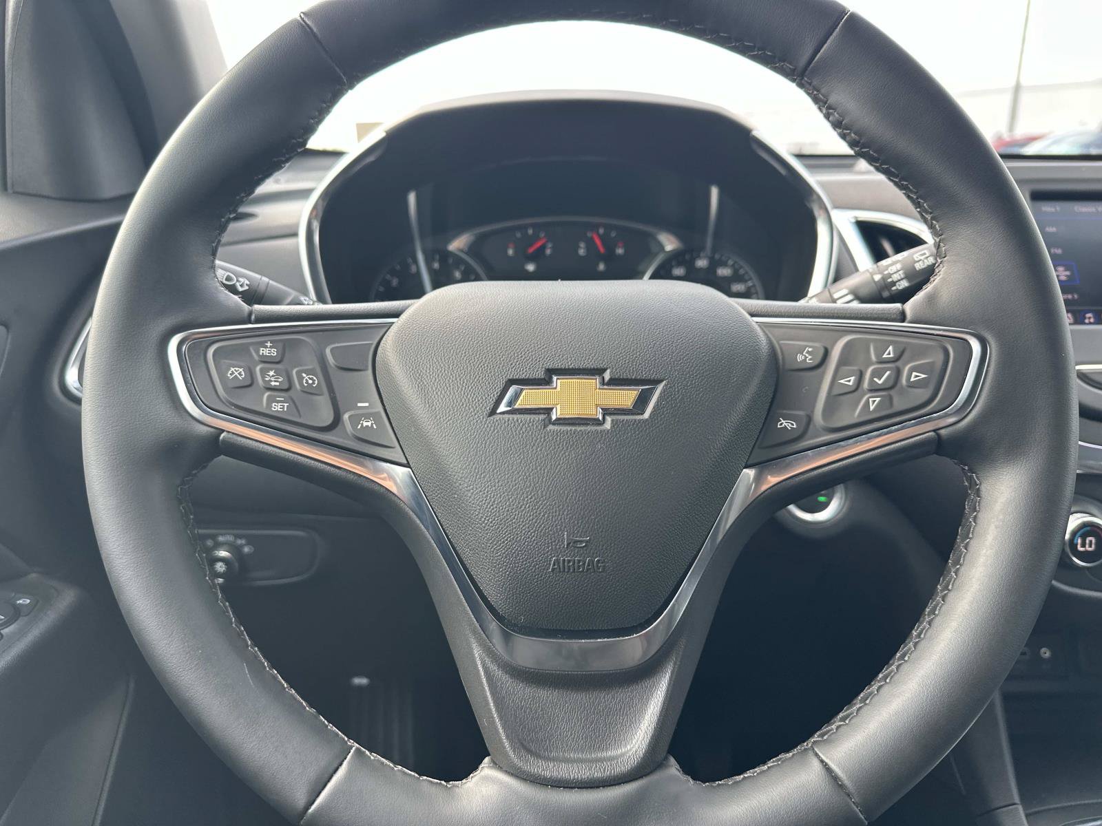 Certified 2024 Chevrolet Equinox LT w/ LPO, Floor Liner Package FWD image 19