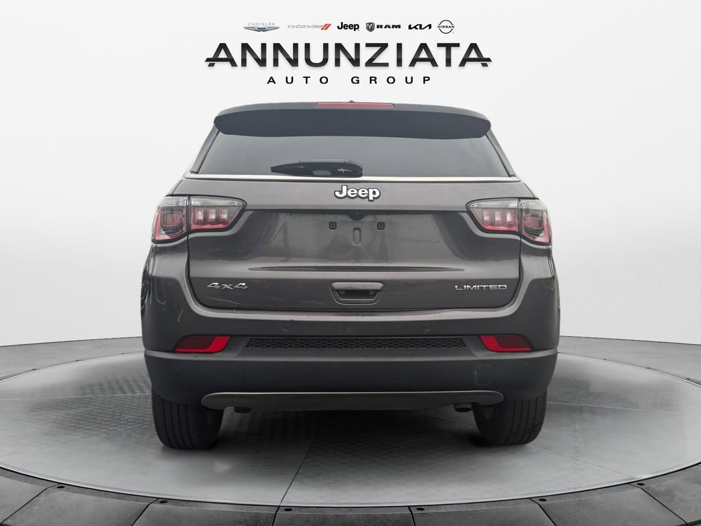 Used 2024 Jeep Compass Limited image 4