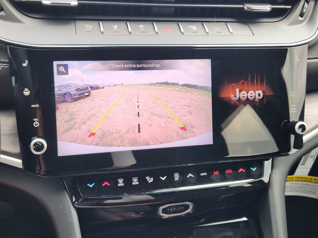 New 2026 Jeep Grand Cherokee Altitude RWD image 13