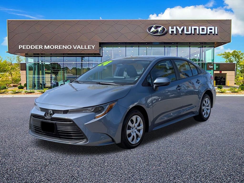 Used 2024 Toyota Corolla LE image 8