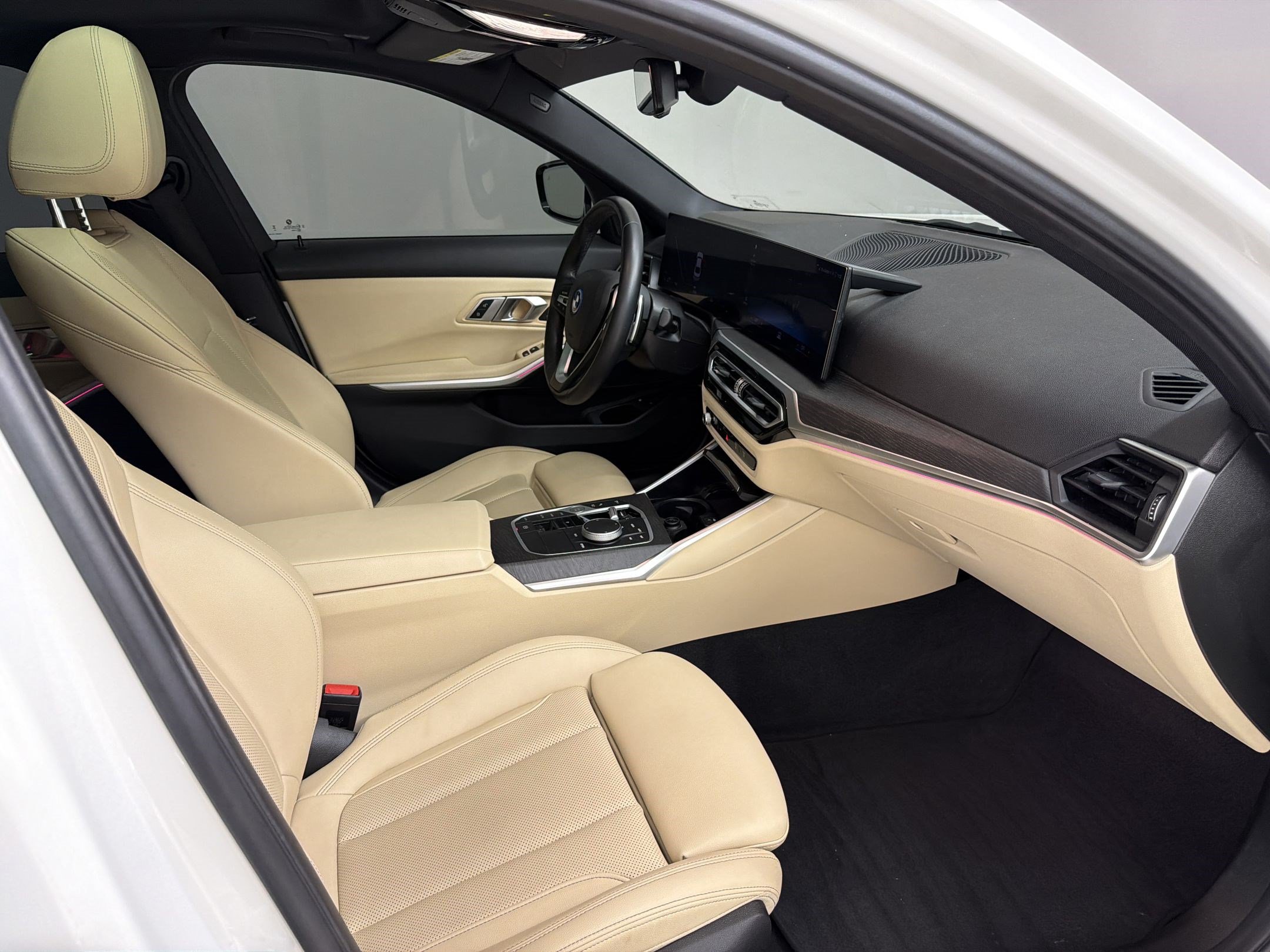 Used 2023 BMW 330e w/ Driving Assistance Package RWD image 25