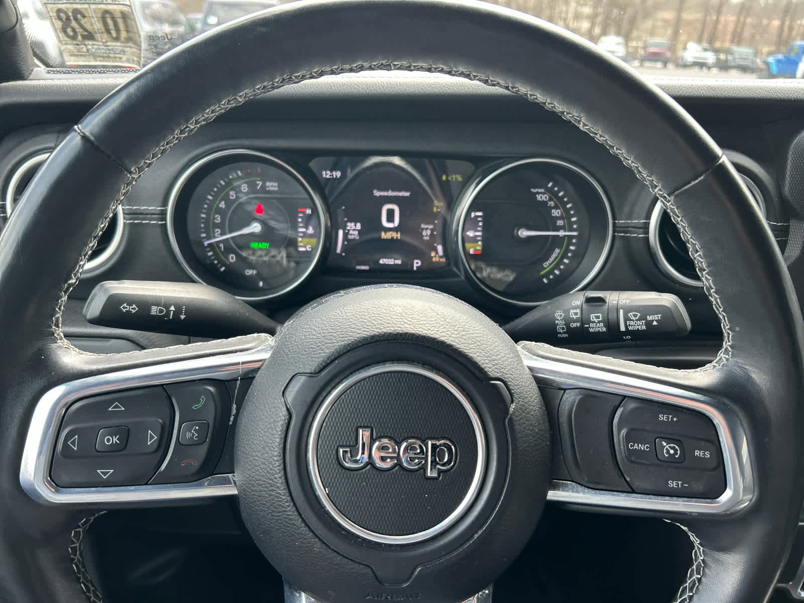 Used 2023 Jeep Wrangler Sahara w/ Cold Weather Group image 11