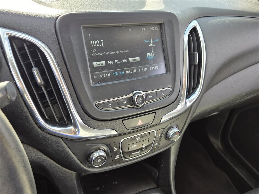 Used 2018 Chevrolet Equinox LT image 19