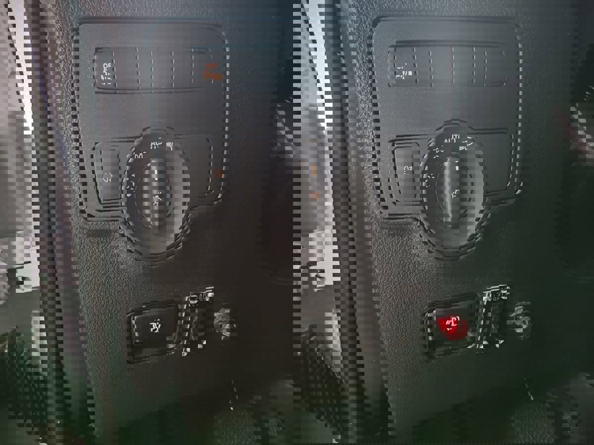 Used 2023 Mercedes-Benz Metris image 22