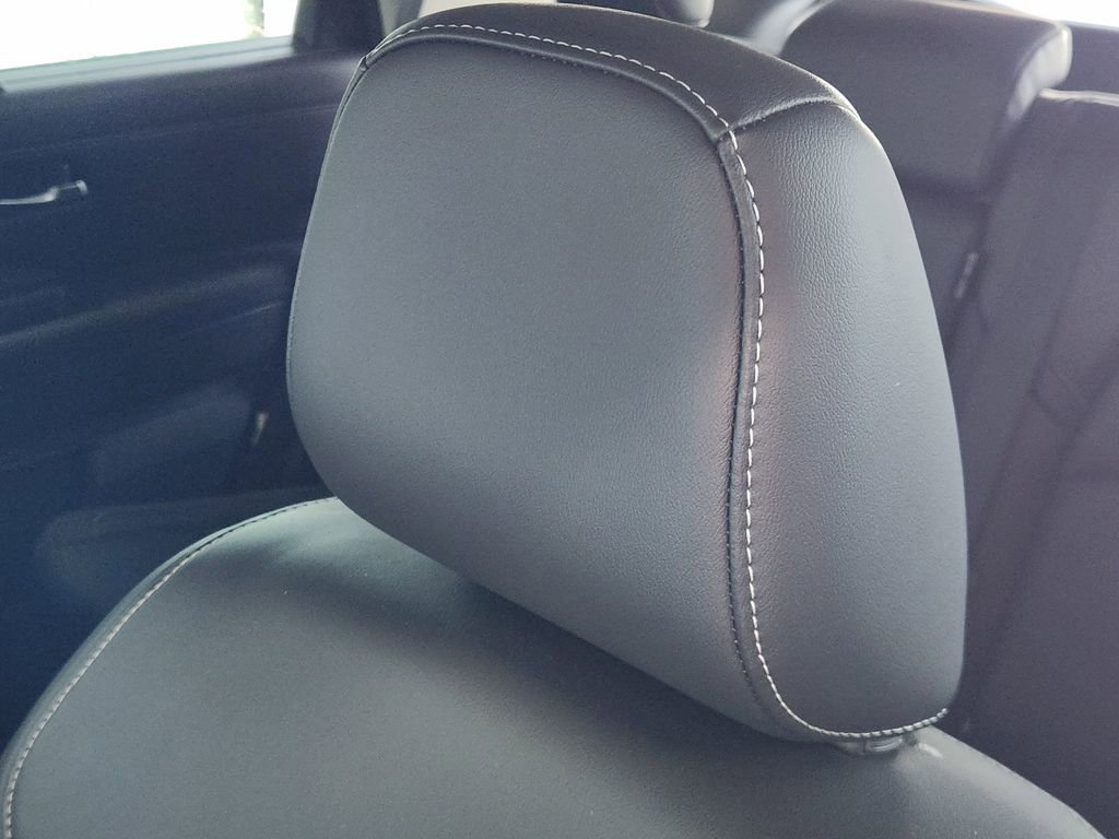 Used 2023 Nissan Pathfinder SL w/ Cargo Package image 24