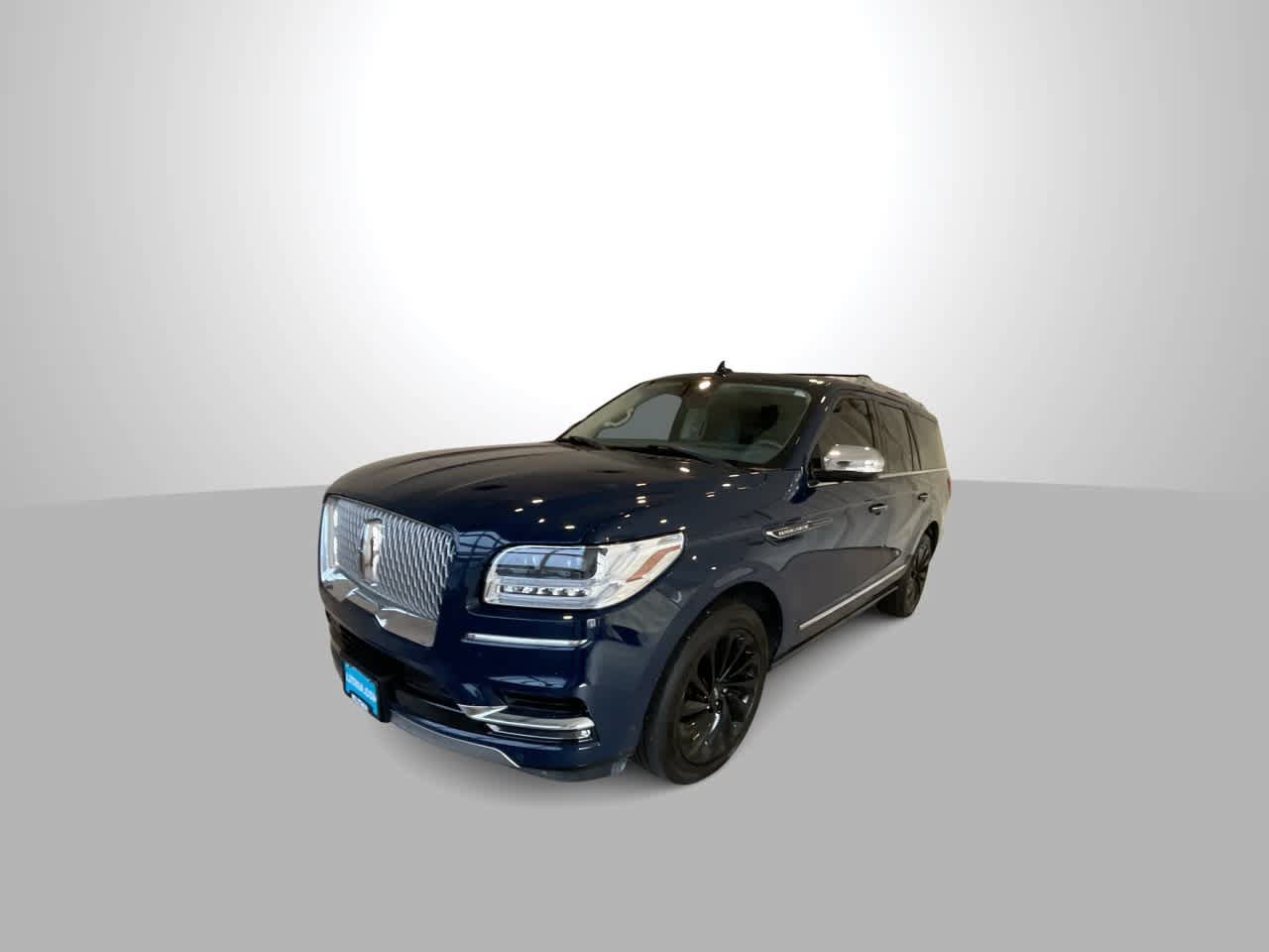 Used 2020 Lincoln Navigator Black Label w/ Cargo Convenience Package AWD/4WD image 4