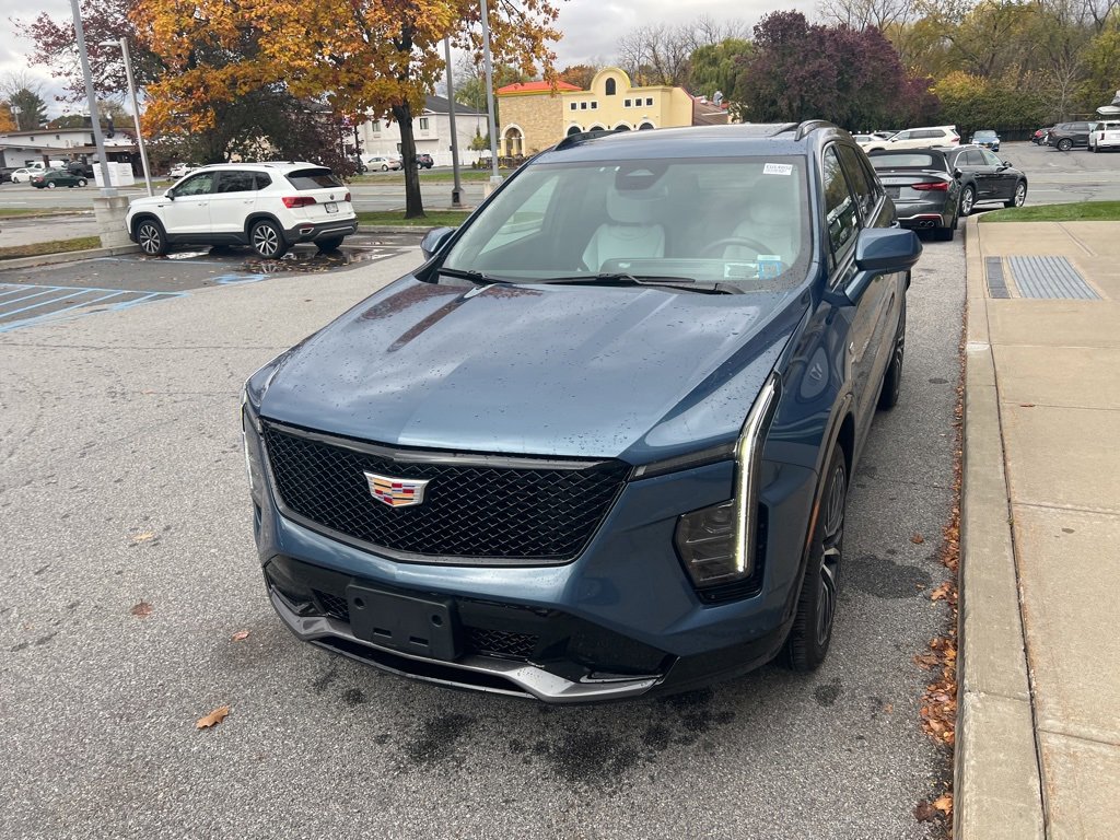 Used 2025 Cadillac XT4 Sport image 45