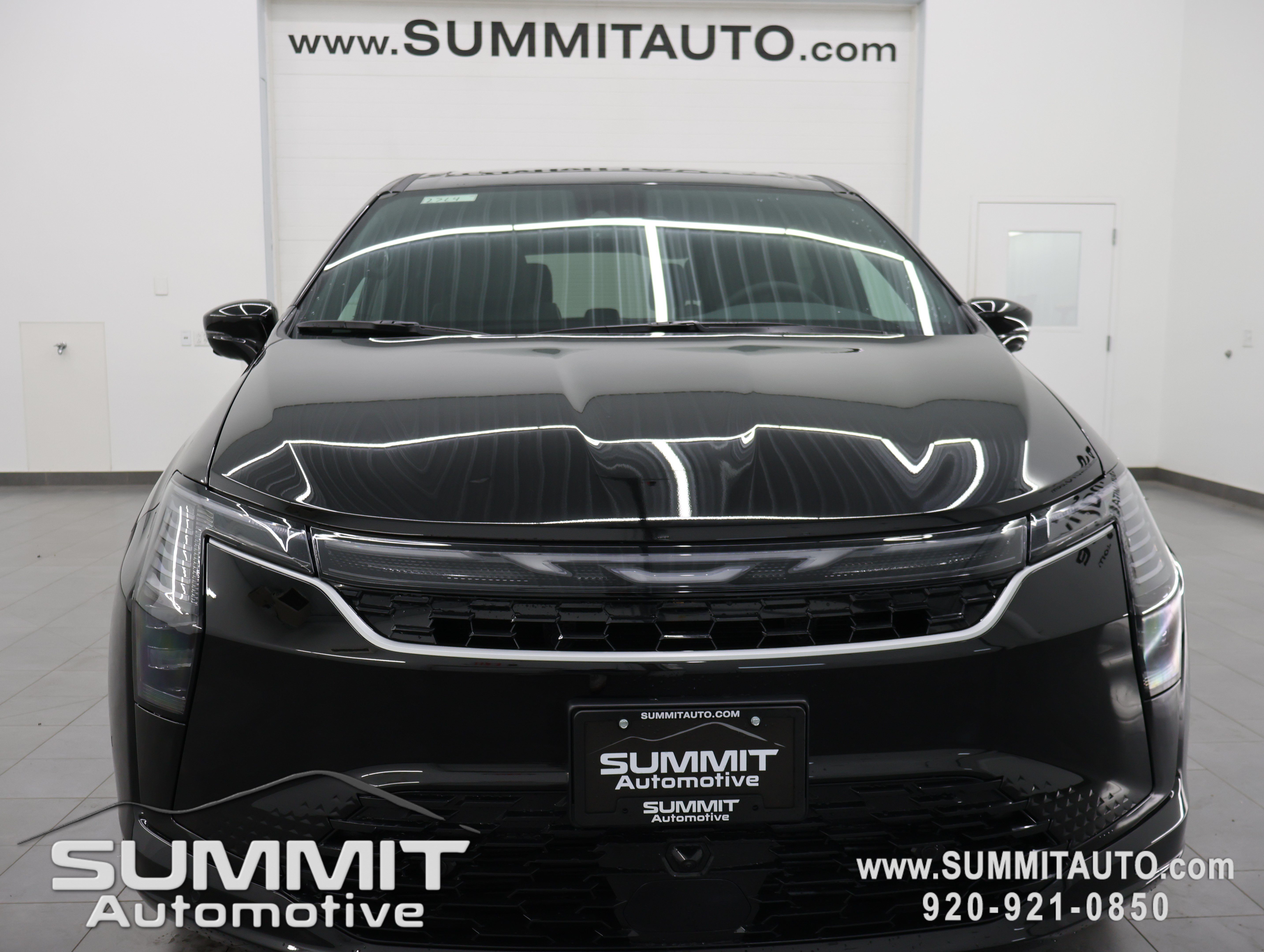 New 2027 Chrysler Pacifica Limited AWD/4WD image 27