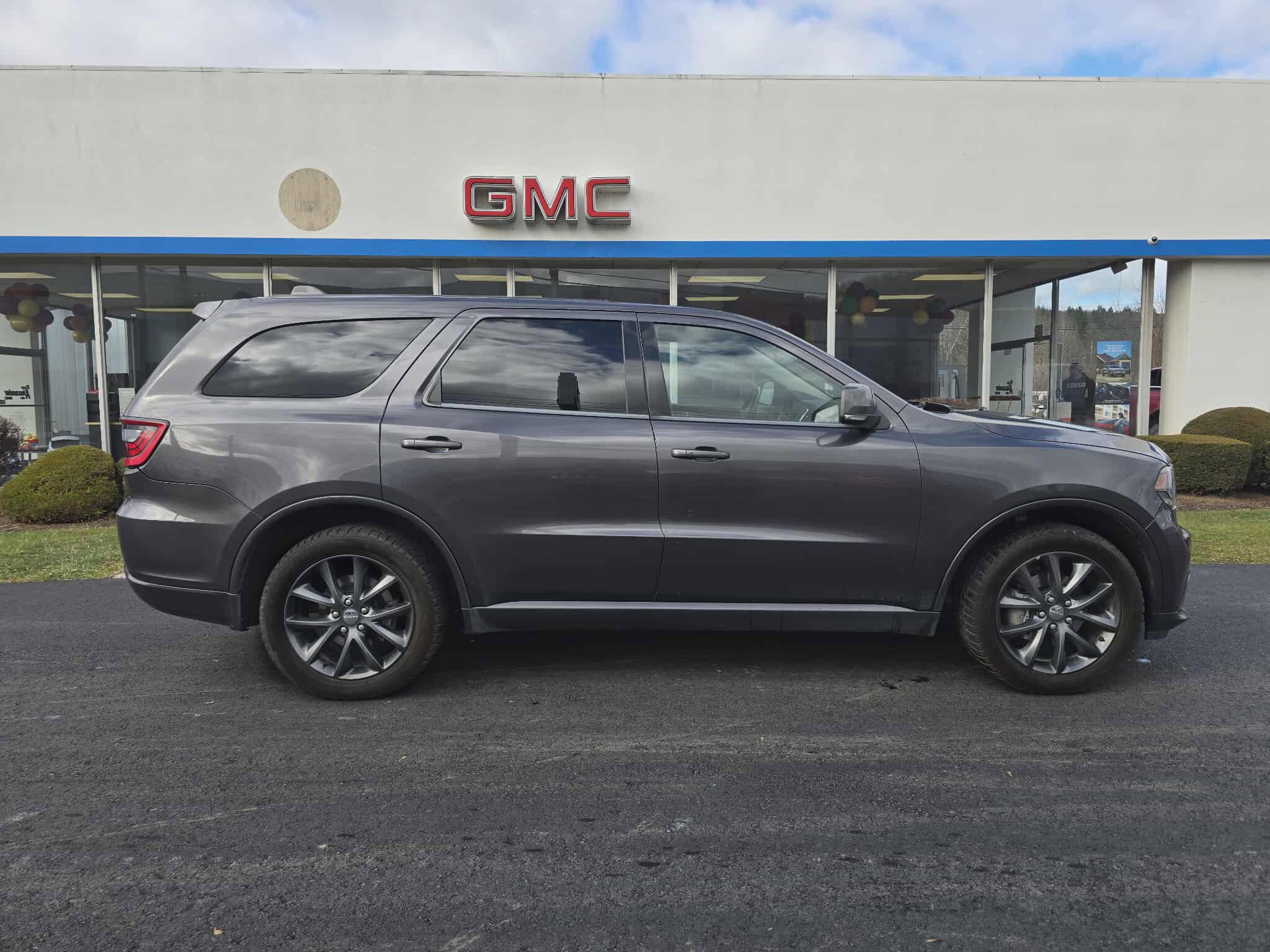 Used 2018 Dodge Durango GT image 2