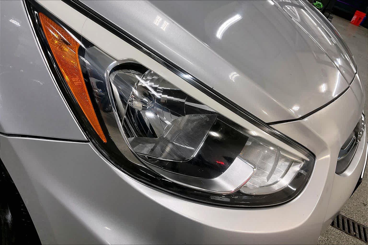 Used 2015 Hyundai Accent GS FWD image 26