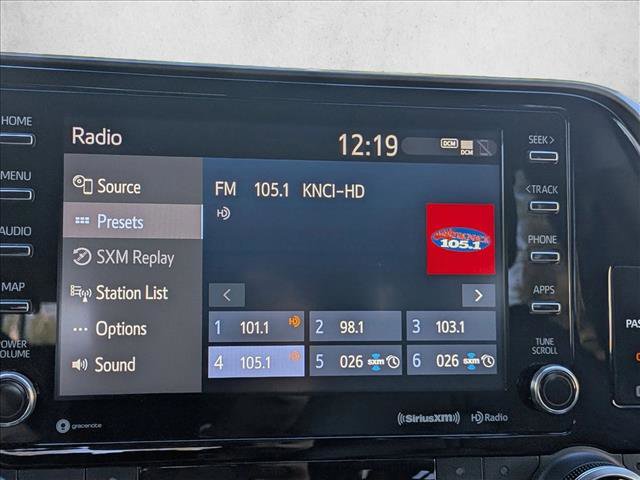 Used 2020 Toyota Highlander XLE image 13