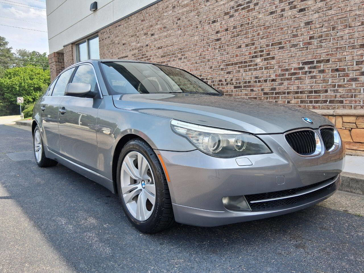 Used 2010 BMW 528i Sedan RWD image 7