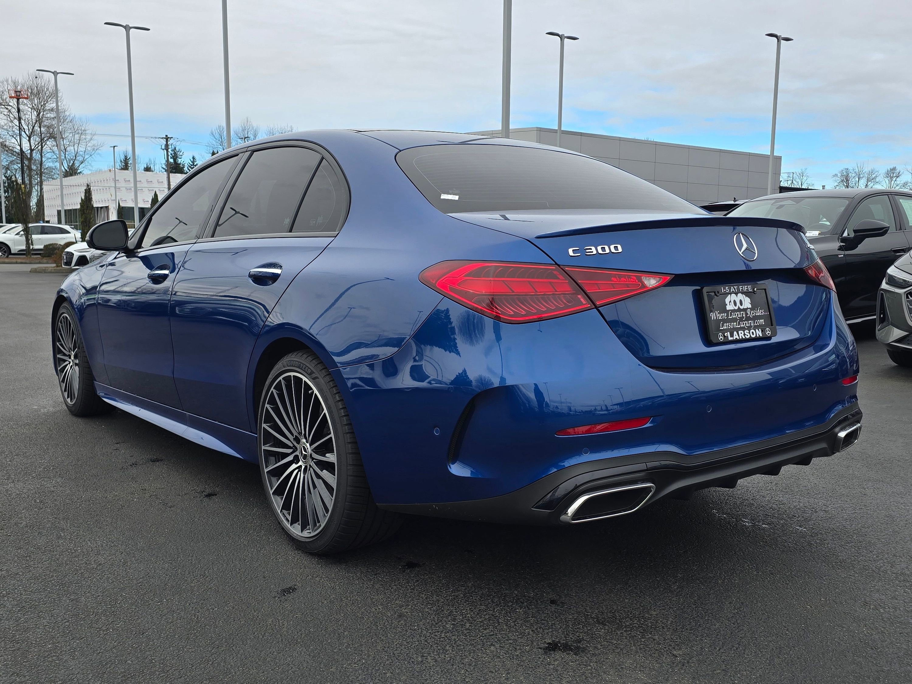 Used 2024 Mercedes-Benz C 300 4MATIC Sedan w/ AMG Line w/ Night Package image 4