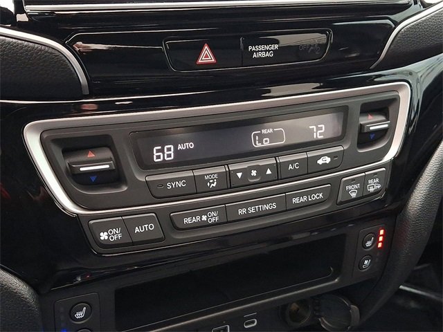 Certified 2025 Honda Ridgeline Black Edition image 16