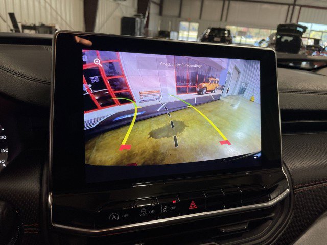 Used 2022 Jeep Compass Trailhawk w/ Trailhawk Convenience Group image 19