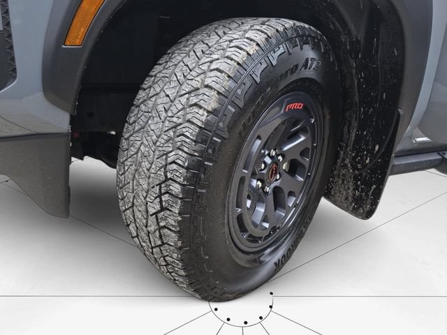 Used 2025 Nissan Frontier Pro-X RWD image 39