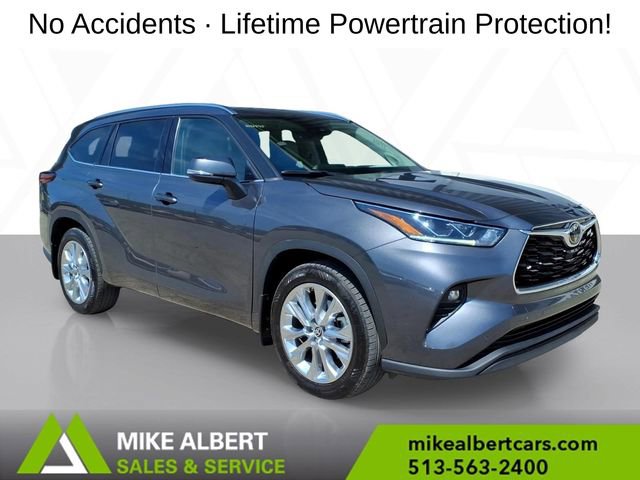 Used 2021 Toyota Highlander Limited image 1