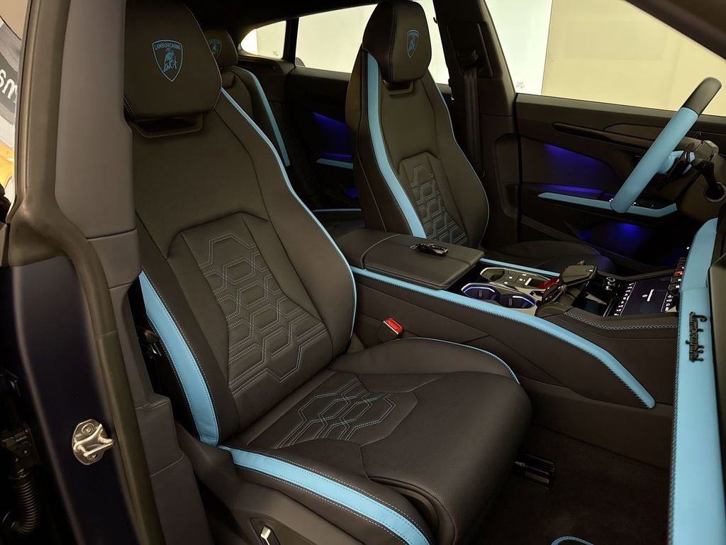 Used 2025 Lamborghini Urus SE image 80