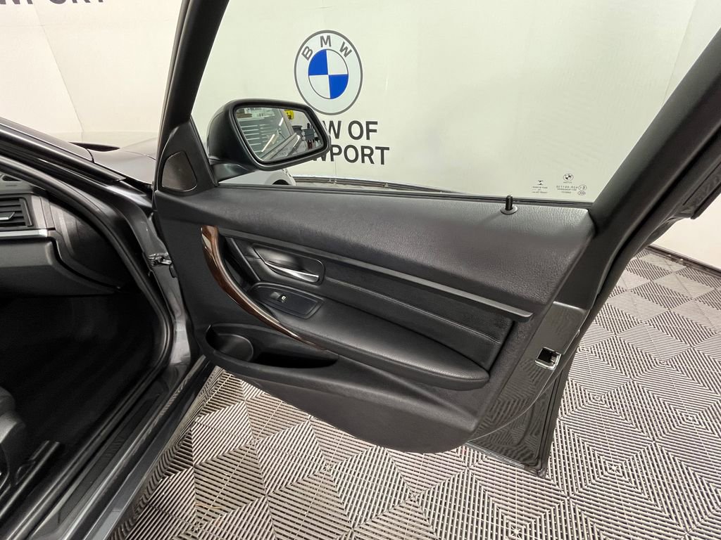Used 2015 BMW 328i xDrive Sedan image 23