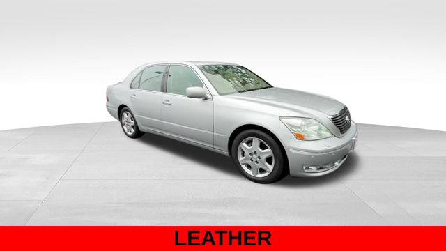Used 2004 Lexus LS 430 RWD image 3