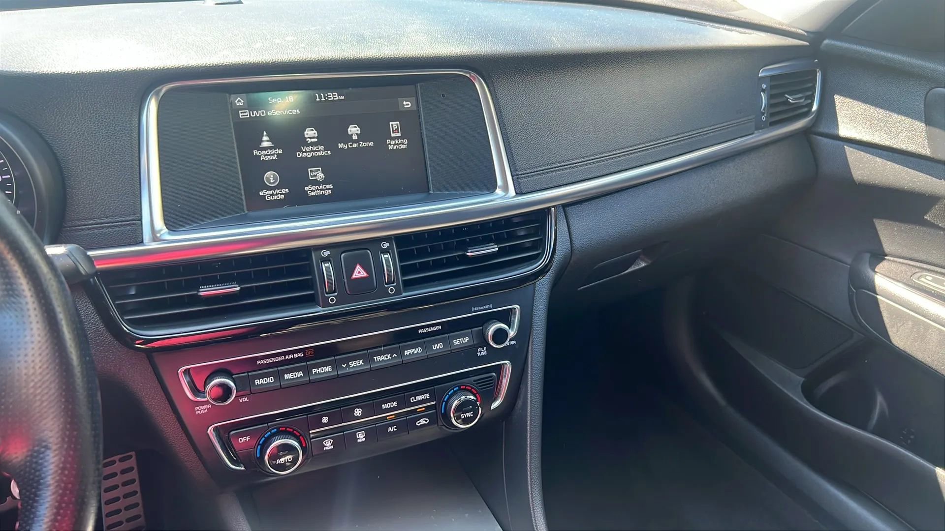 Used 2017 Kia Optima SX image 17