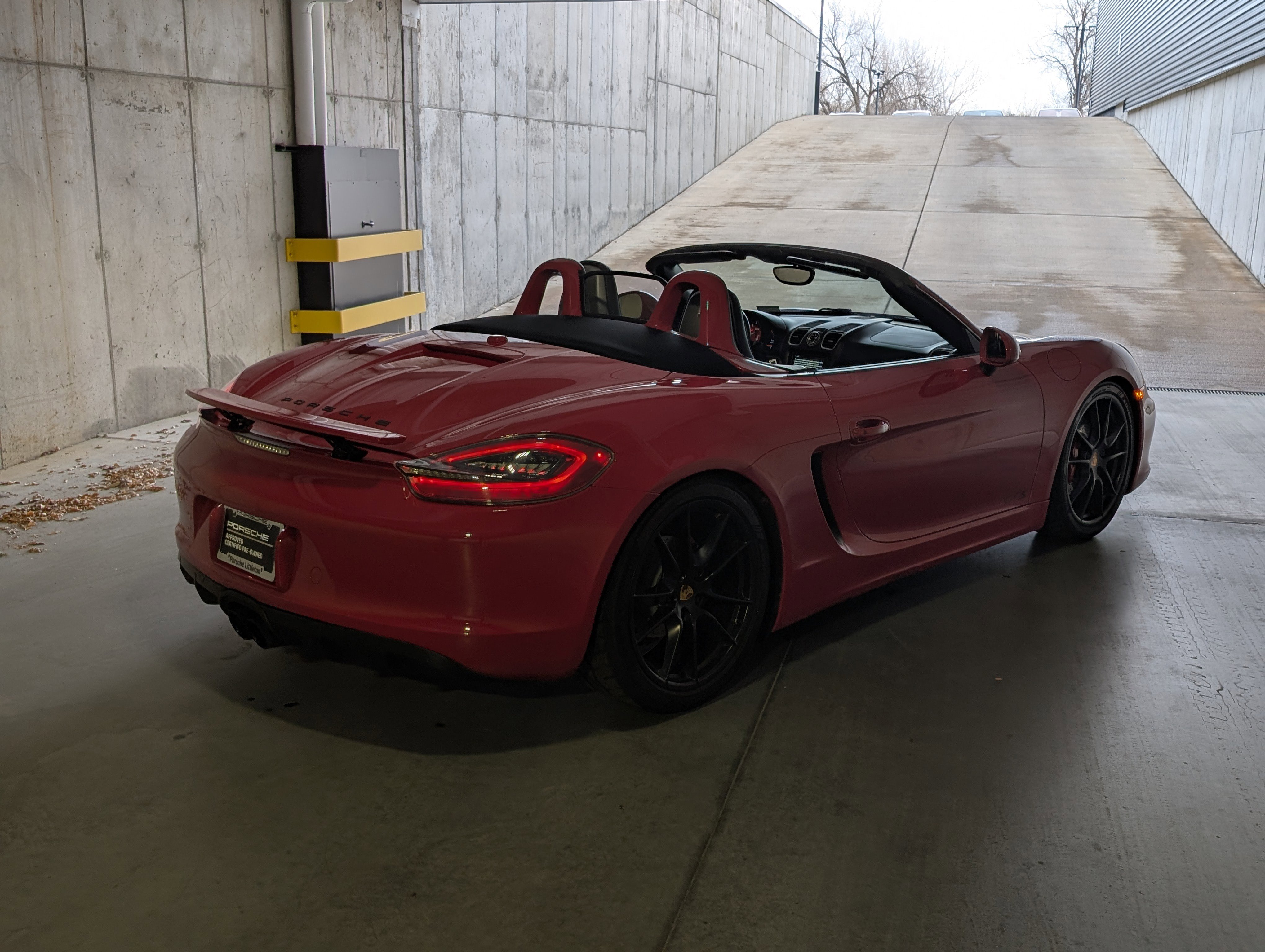 Used 2015 Porsche Boxster GTS image 8