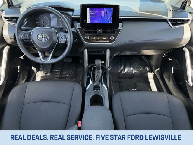 Used 2023 Toyota Corolla Cross LE image 9