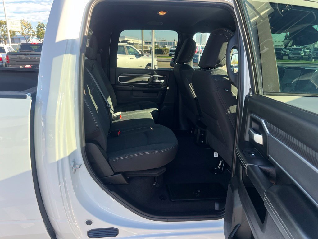 Used 2026 RAM 2500 Big Horn AWD/4WD image 32