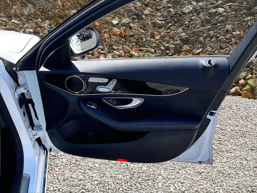 Used 2018 Mercedes-Benz C 300 4MATIC Sedan image 22