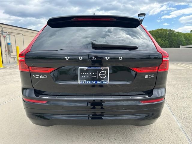 Certified 2023 Volvo XC60 B5 Core w/ Climate Package AWD/4WD image 7