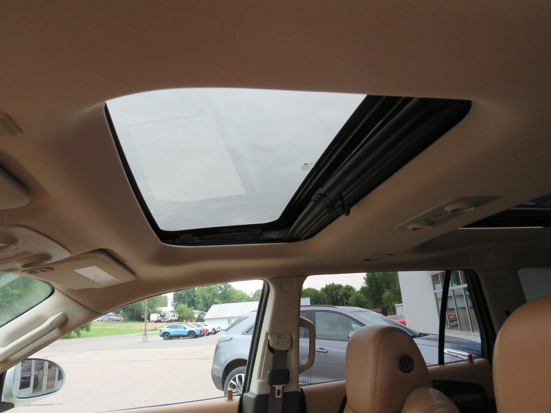 Used 2014 Buick Enclave Premium w/ Trailering Provision Package AWD/4WD image 8