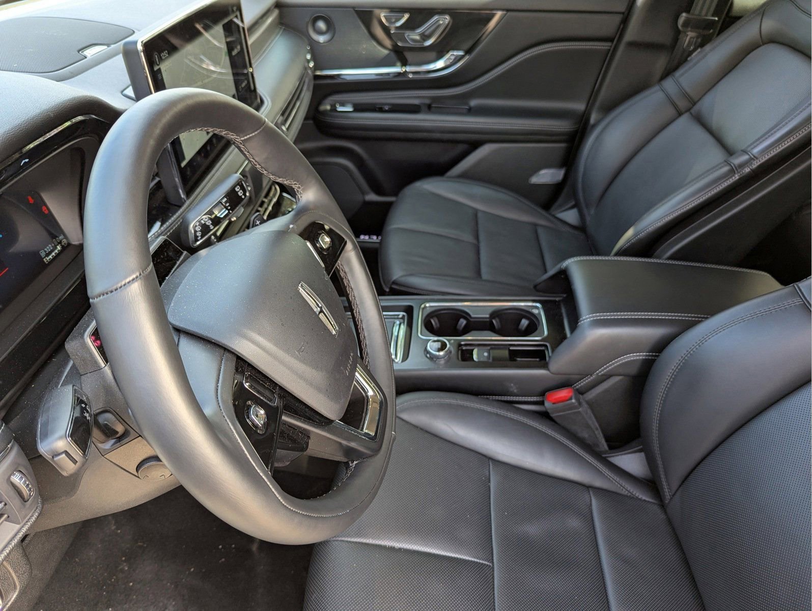 New 2024 Lincoln Corsair Grand Touring w/ Equipment Group 302A AWD/4WD image 9