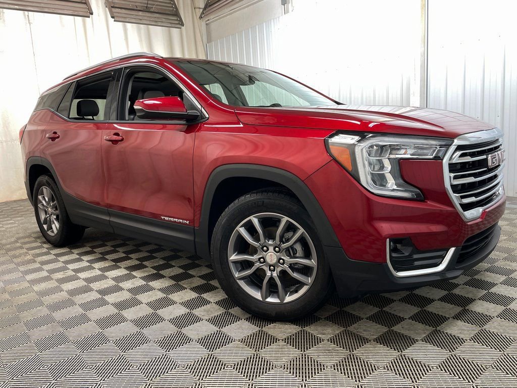 Used 2024 GMC Terrain SLT image 46