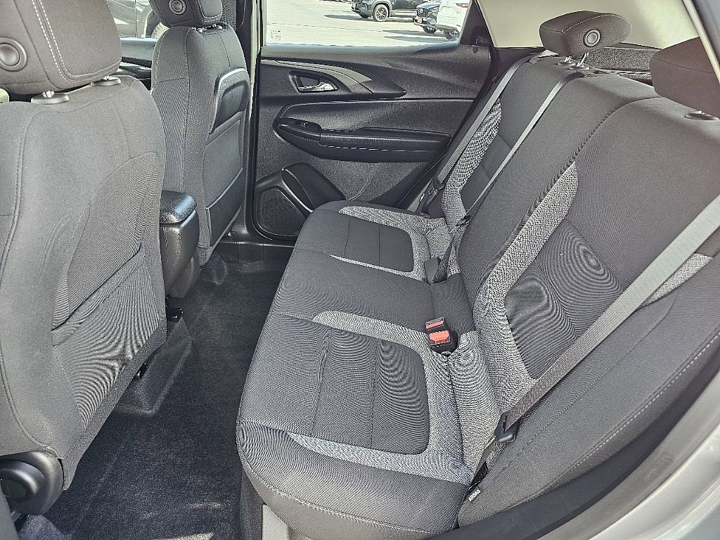 Used 2024 Chevrolet TrailBlazer LS image 20