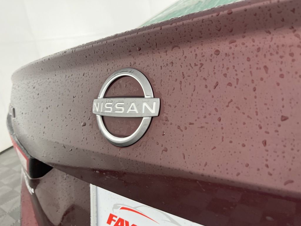 Used 2024 Nissan Altima 2.5 SV image 11